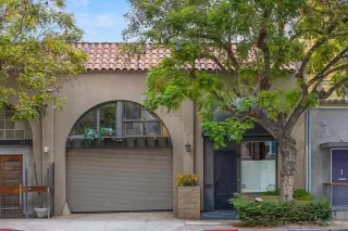 Photo #1: 260017787 Listing