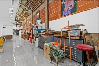 Photo #2: 260017787 Listing