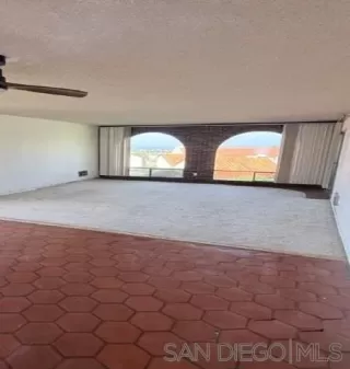 Photo #4: 260017812 Listing