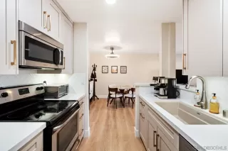 Photo #5: 260017854 Listing
