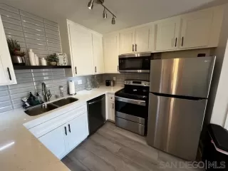 Photo #5: 260017860 Listing