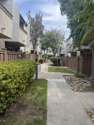 Photo #4: 260017871 Listing