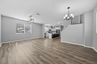 Photo #4: 260017909 Listing