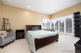 Photo #4: 260017913 Listing 