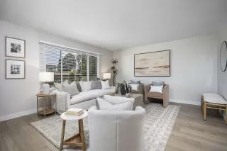 Photo #3: 260017915 Listing