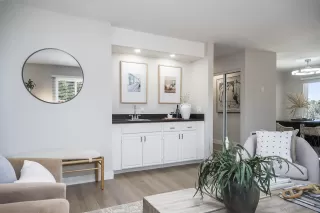 Photo #6: 260017915 Listing