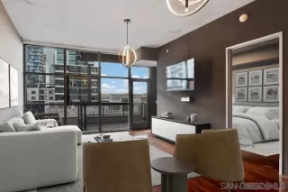 Photo #1: 260017930 Listing