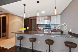 Photo #3: 260017930 Listing