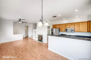 Photo #4: 260017976 Listing