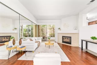 Photo #4: 260018009 Listing