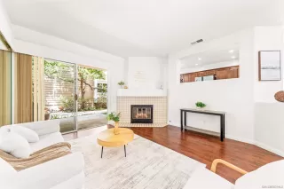 Photo #5: 260018009 Listing