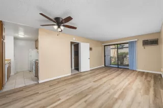 Photo #1: 260018014 Listing