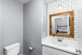 Photo #3: 260018017 Listing