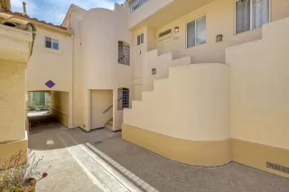Photo #1: 260018027 Listing