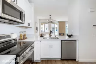 Photo #6: 260018027 Listing