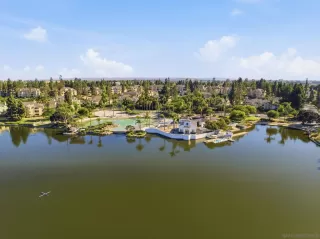 Photo #2: 260018031 Listing