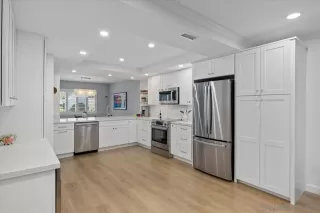 Photo #2: 260018044 Listing