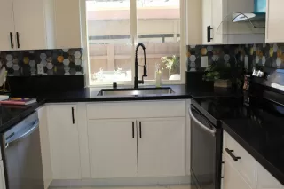 Photo #3: 260018061 Listing