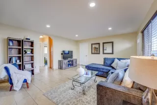 Photo #5: 260018085 Listing 