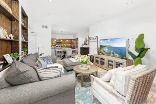 Photo #5: 260018097 Listing