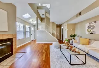 Photo #3: 260018146 Listing