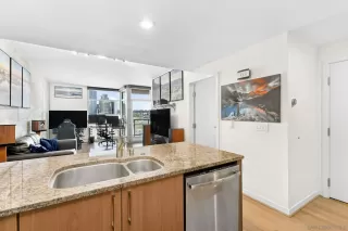 Photo #3: 260018165 Listing