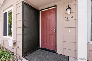 Photo #3: 260018206 Listing