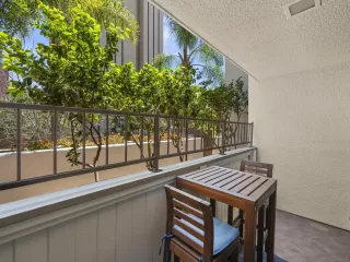 Photo #2: 260018209 Listing