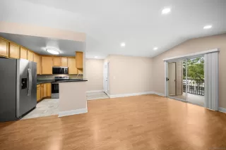 Photo #4: 260018220 Listing