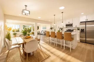 Photo #1: 260018224 Listing