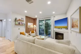 Photo #3: 260018228 Listing