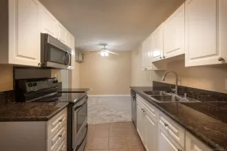 Photo #6: 260018239 Listing 