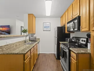 Photo #5: 260018287 Listing