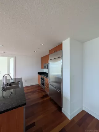 Photo #5: 260018307 Listing 