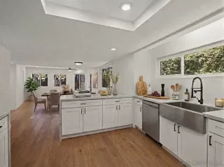 Photo #3: 260018387 Listing