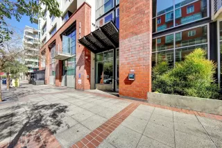 Photo #2: 260018393 Listing