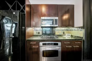 Photo #6: 260018393 Listing