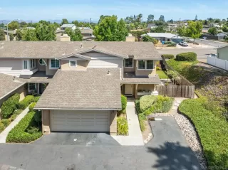 Photo #1: 260018402 Listing