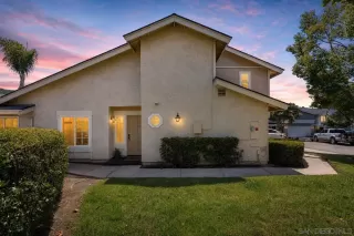 Photo #5: 260018436 Listing