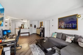 Photo #4: 260018478 Listing