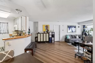 Photo #6: 260018478 Listing