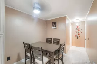 Photo #6: 260018534 Listing