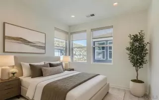 Photo #4: 260018547 Listing