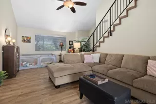 Photo #5: 260018557 Listing