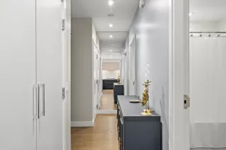 Photo #1: 260018560 Listing