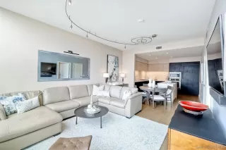 Photo #6: 260018560 Listing