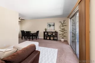 Photo #2: 260018569 Listing