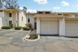 Photo #3: 260018570 Listing