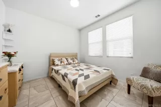 Photo #6: 260018585 Listing