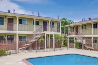 Photo #6: 260018594 Listing